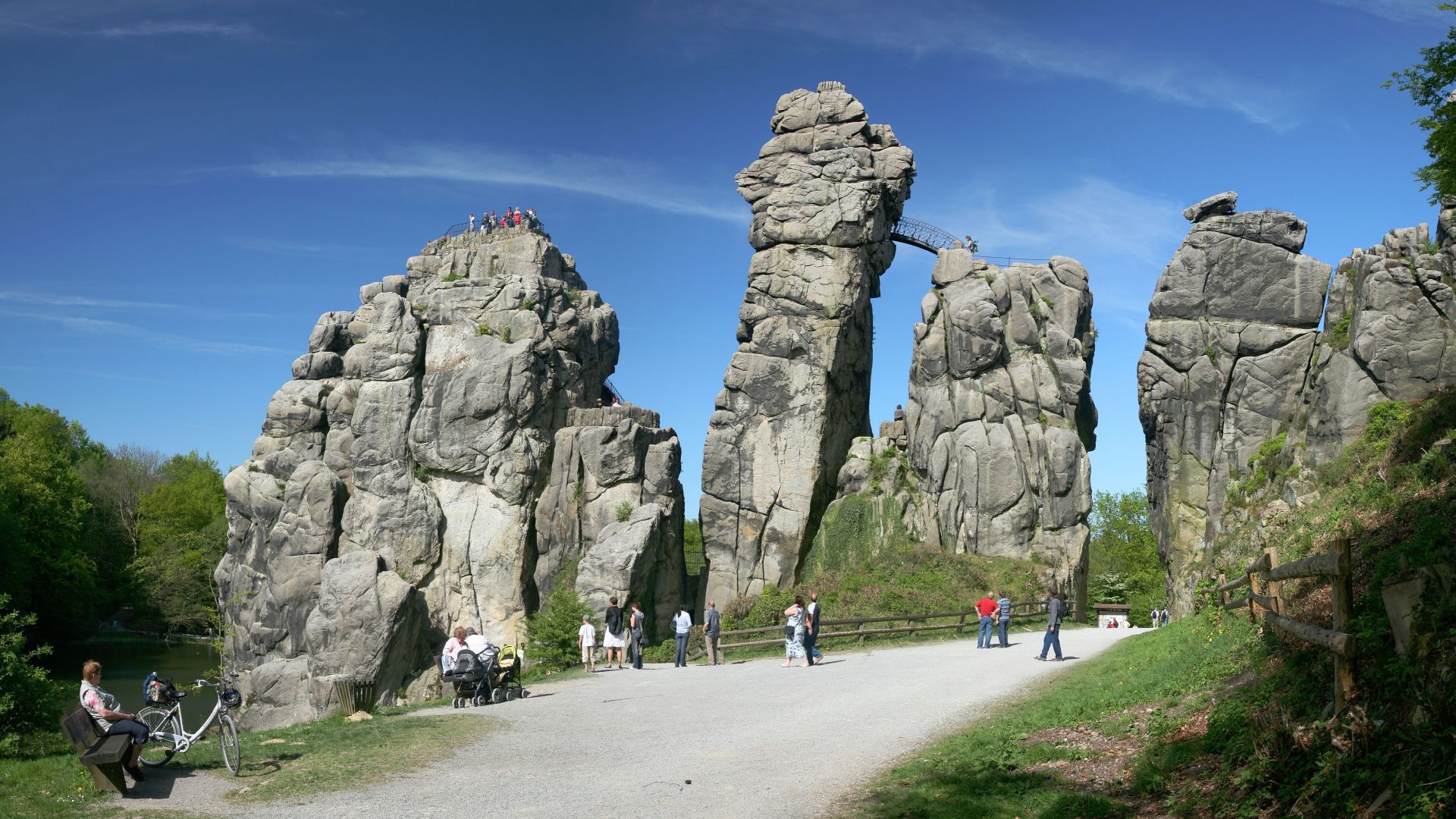 Externsteine_pano.jpg