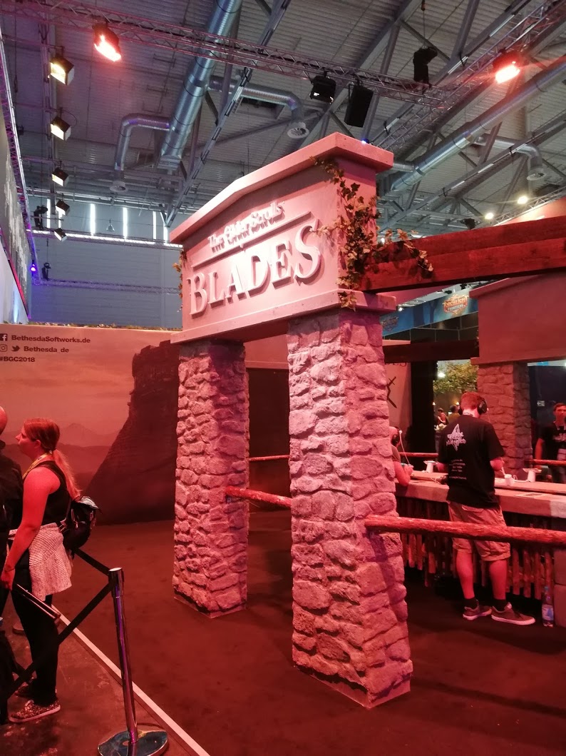 gamescom-blades.jpg